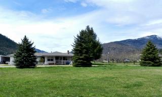 187 Norman Rd, Selma OR  97538-9702 exterior