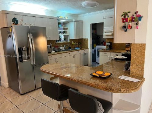 1191 53 St, Hialeah FL  33012-9005 exterior