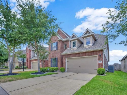 20126 Emerald Mountain Dr, Richmond, TX 77407-4184