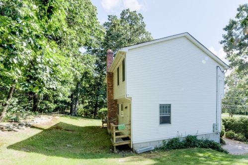 14 Linwood Rd, Natick MA 01760-3707 exterior