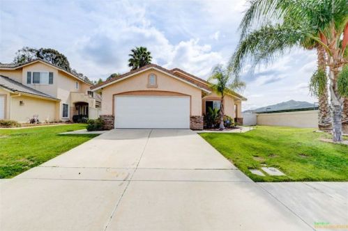 31427 Loma Linda Rd, Temecula, CA 92592-1604