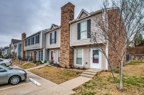15 Abbey Rd, Euless, TX 76039-4215