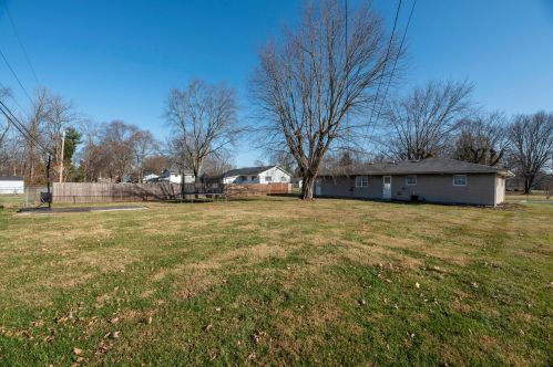 128 Hamilton Ave, Hebron OH  43025-7014 exterior