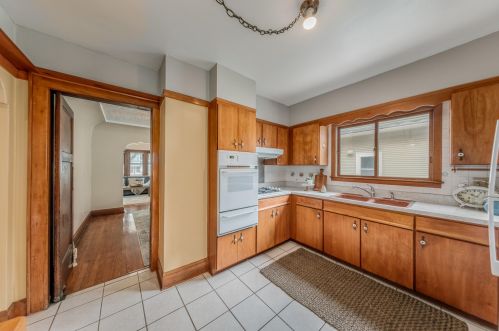 8315 Portland Ave, Milwaukee WI 53213-3017 exterior