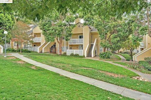 308 Dursey Dr, Pinole, CA 94564-2665