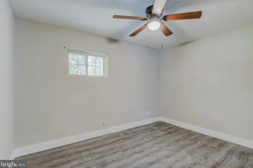 231 President Dr, Dover DE  19901-5223 exterior