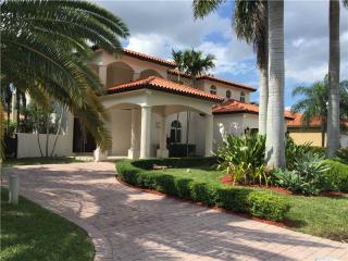 7532 122nd Ct, Miami, FL 33183-3634