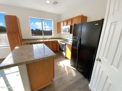 16915 Marconi Ave, Sun City AZ  85388-1509 exterior