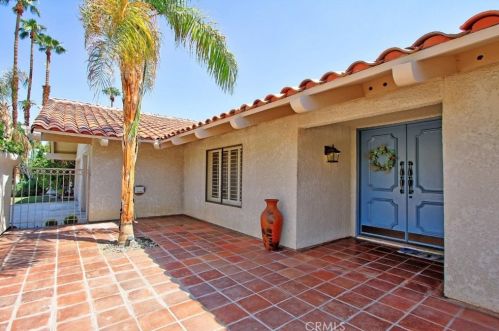 64 Sierra Madre Way, Rancho Mirage CA  92270-3933 exterior