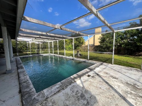 1220 Stoneway Ln, West Palm Beach, FL 33417-5626