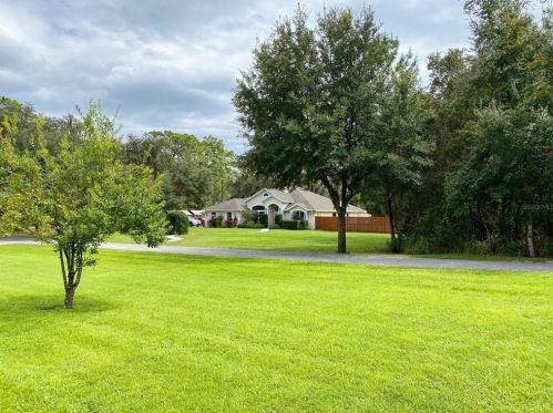 731 Breezy Oak Ct, Deland, FL 32724-1243