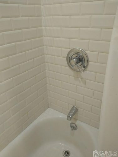 19 Sherman Ave, East Brunswick NJ  08816-4346 exterior