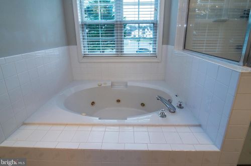 3809 Alberta Dr, Fredericksburg VA  22408-7713 exterior
