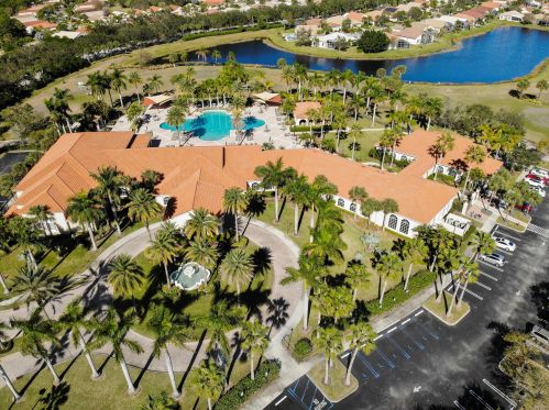 426 Springview Loop, Fort Pierce FL  34986-2663 exterior