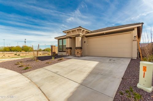 18745 Clinton St, Sun City, AZ 85388-4685