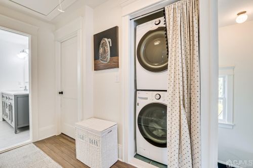 24 William St, Metuchen NJ  08840-1822 exterior