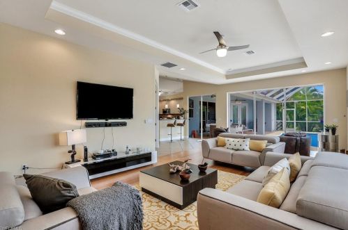 3314 1st Pl, Cape Coral FL  33914-3100 exterior