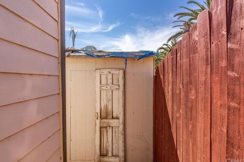 282 Hill St, Lake Elsinore CA  92530-3926 exterior