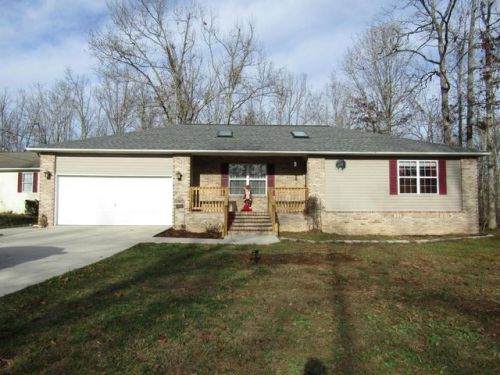 449 Hutoha Dr, Crossville, TN 38572-6301
