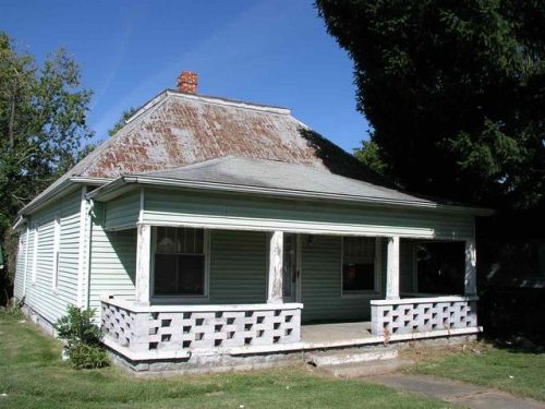 685 Maple St, Orangeville, IN 47452-9798