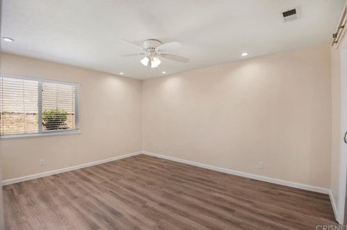 14666 Hydrangea Way, Santa Clarita CA  91387-1528 exterior