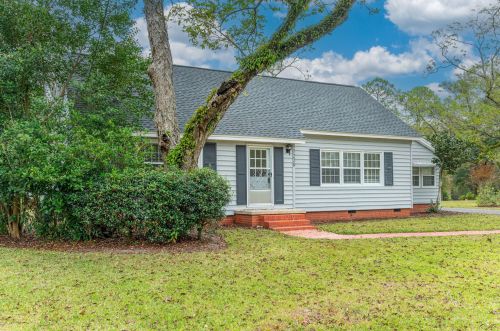 1229 2nd St, Defuniak Springs FL  32435-4914 exterior