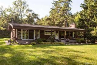7833 Burr Rd, Colden, NY 14033-9724