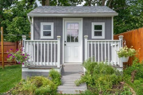 510 Monroe St, Hackettstown NJ  07840-2122 exterior