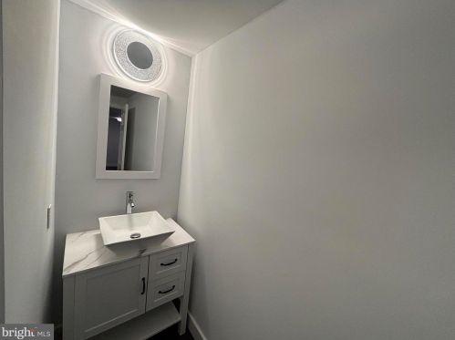 1860 Bryant St, Washington DC  20018-3671 exterior