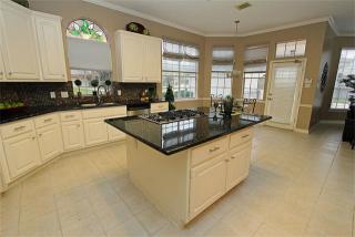 1903 Hollys Way, Sugar Land TX  77479-5575 exterior