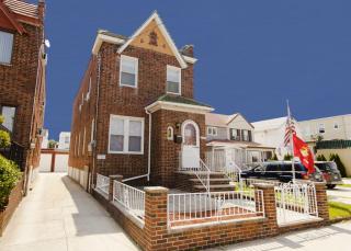 2022 38th St, Brooklyn, NY 11234-4928