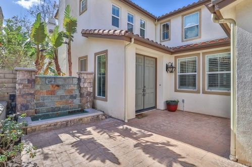 4110 Eagle Flight Dr, Simi Valley CA 93065-0225 exterior