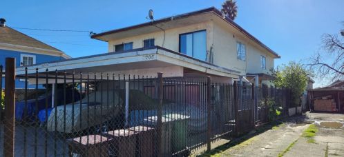 9705 D St, Oakland CA 94603-2435 exterior