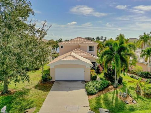140 Eveningstar Cay, Naples FL  34114-9611 exterior