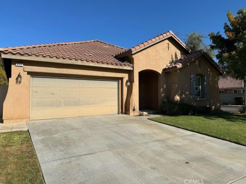 3117 Barn Owl Dr, Perris, CA 92571-7711