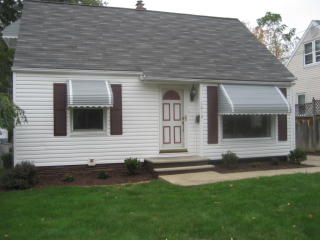 1616 Sunset Ave, Akron, OH 44301-2752
