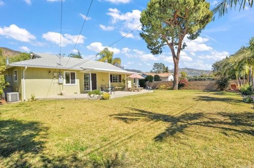 552 Comstock Ave, Glendora CA 91741-2722 exterior