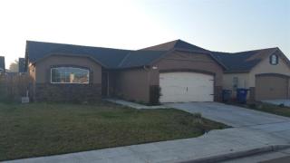 2489 Milburn Ave, Fresno, CA 93722-8043