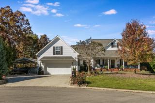 6453 Grazing Ln, Birchwood, TN 37308-5084