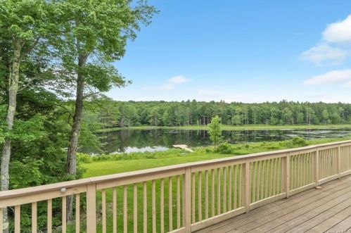 724 Sackett Lake Rd, Monticello NY  12701-4714 exterior