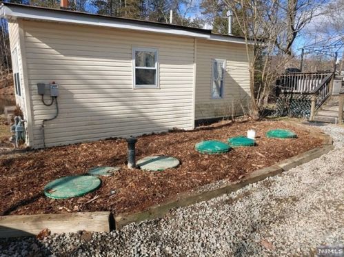 100 Tintle Ave, West Milford Lakes NJ  07480-4715 exterior