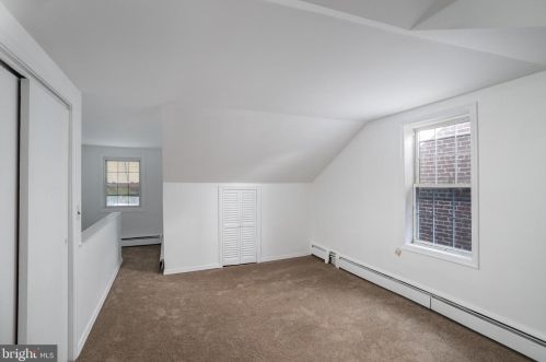 77 Liberty St, Trenton NJ  08611-2720 exterior