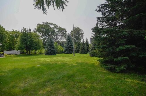 1820 Basten St, Green Bay, WI 54302-3602