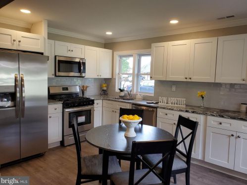 42 Bayberry Ln, Willingboro NJ  08046-1608 exterior