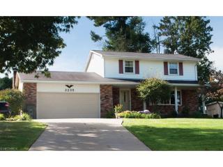 3235 Goodyear St, Massillon, OH 44646-1609