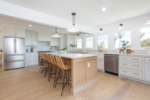 2348 Sunnyside Rdg Rd, Rancho Palos Verdes CA  90275-5216 exterior