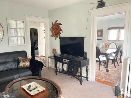 27 Washington Ave, Camden NJ  08108-3715 exterior