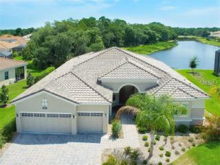 5671 Rock Dove Dr, Sarasota, FL 34241-5219