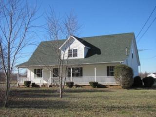 1312 Forrest Trace Dr, Lewisburg, TN 37091-6695
