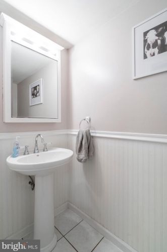 47 Orch Ct, Limerick PA 19468-2911 exterior